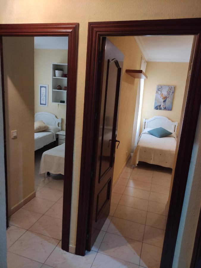 Amplio Piso Junto A Playa Victoria Lägenhet Cádiz Exteriör bild
